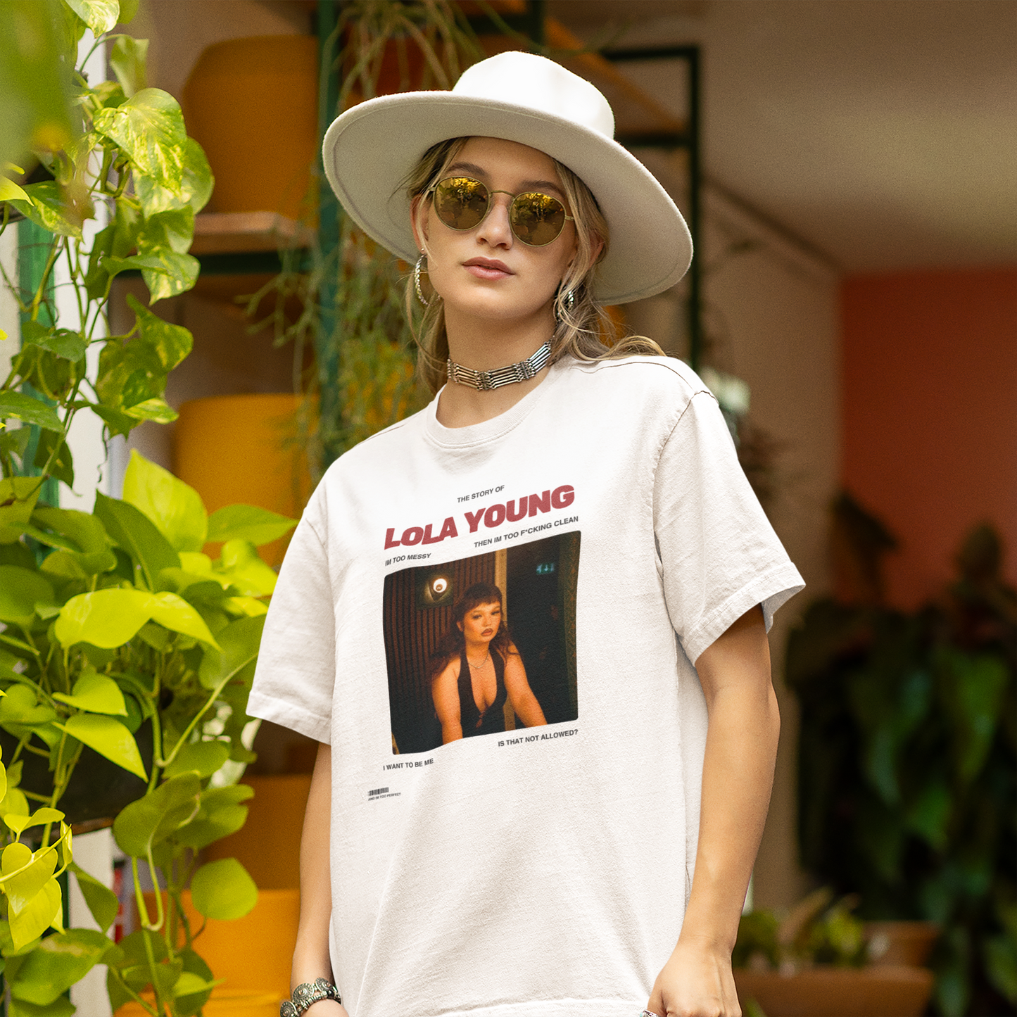 Lola Young | I'm too messy tee
